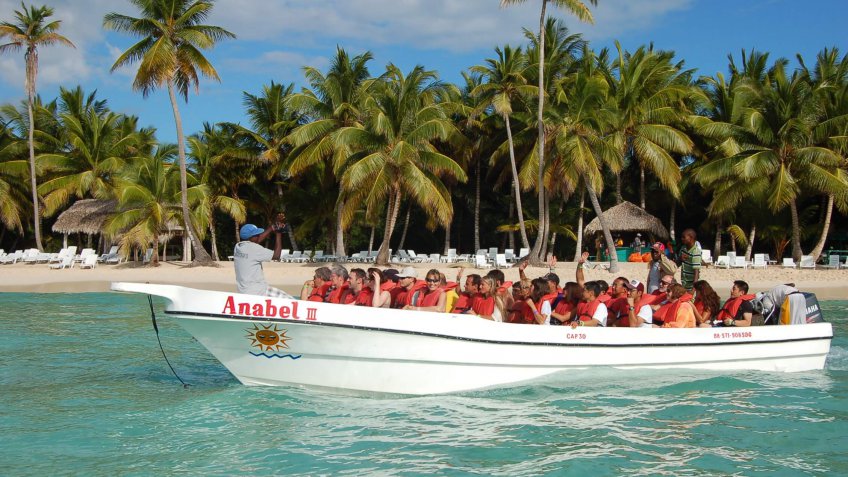excursion isla saona lancha rapida