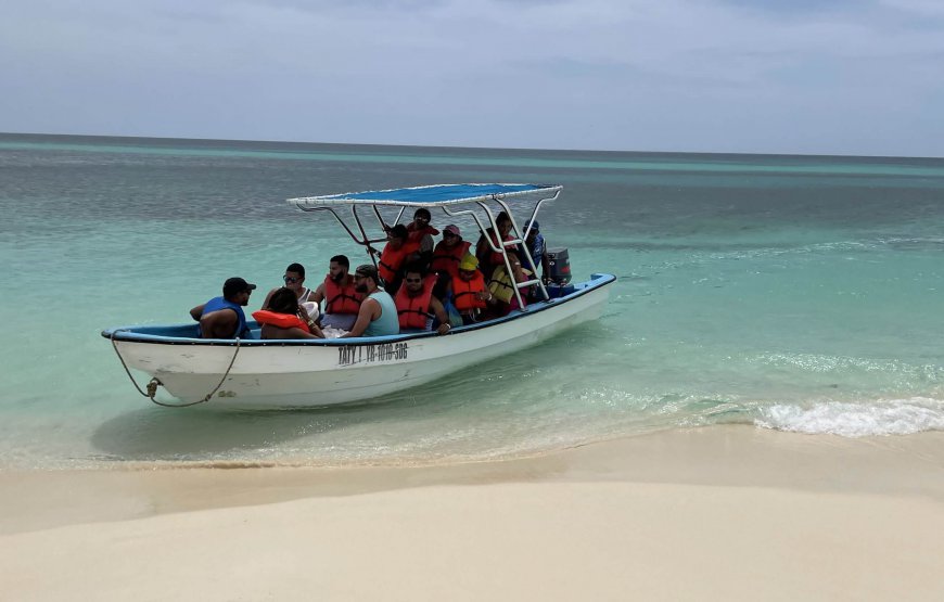 Excursión Bahía de las Águilas 2 días