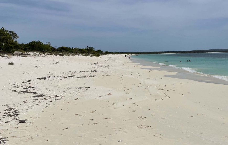 Excursión Bahía de las Águilas 2 días