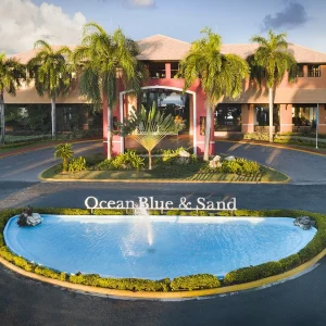 Hotel Ocean Blue Sand Punta Cana Entrada