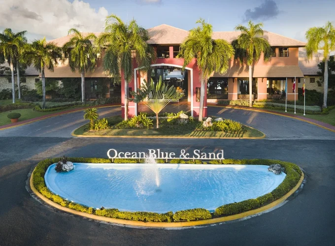Hotel Ocean Blue Sand Punta Cana Entrada